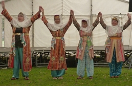 dancing Tulum Havasi at the Southdowns Folk Festival