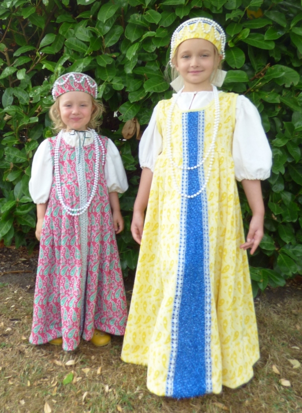 russian costumes
